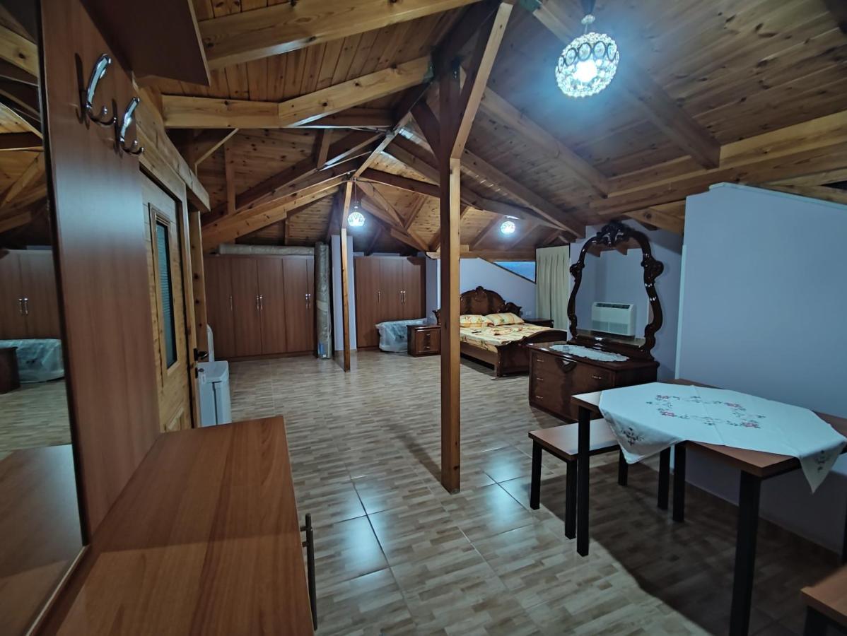 Lovely 1 - Bedroom Loft With Free Parking * Gjirokastër