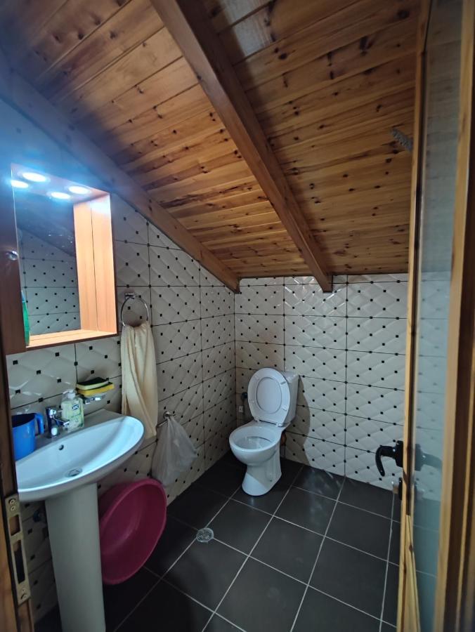 Lovely 1 - Bedroom Loft With Free Parking Appartement Gjirokastër