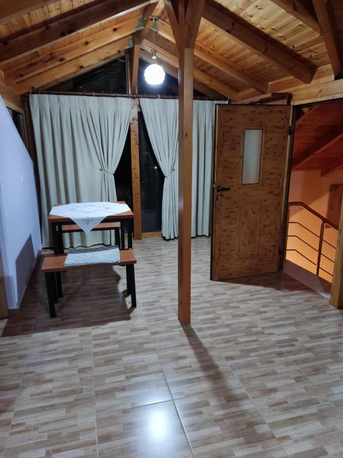 Lovely 1 - Bedroom Loft With Free Parking